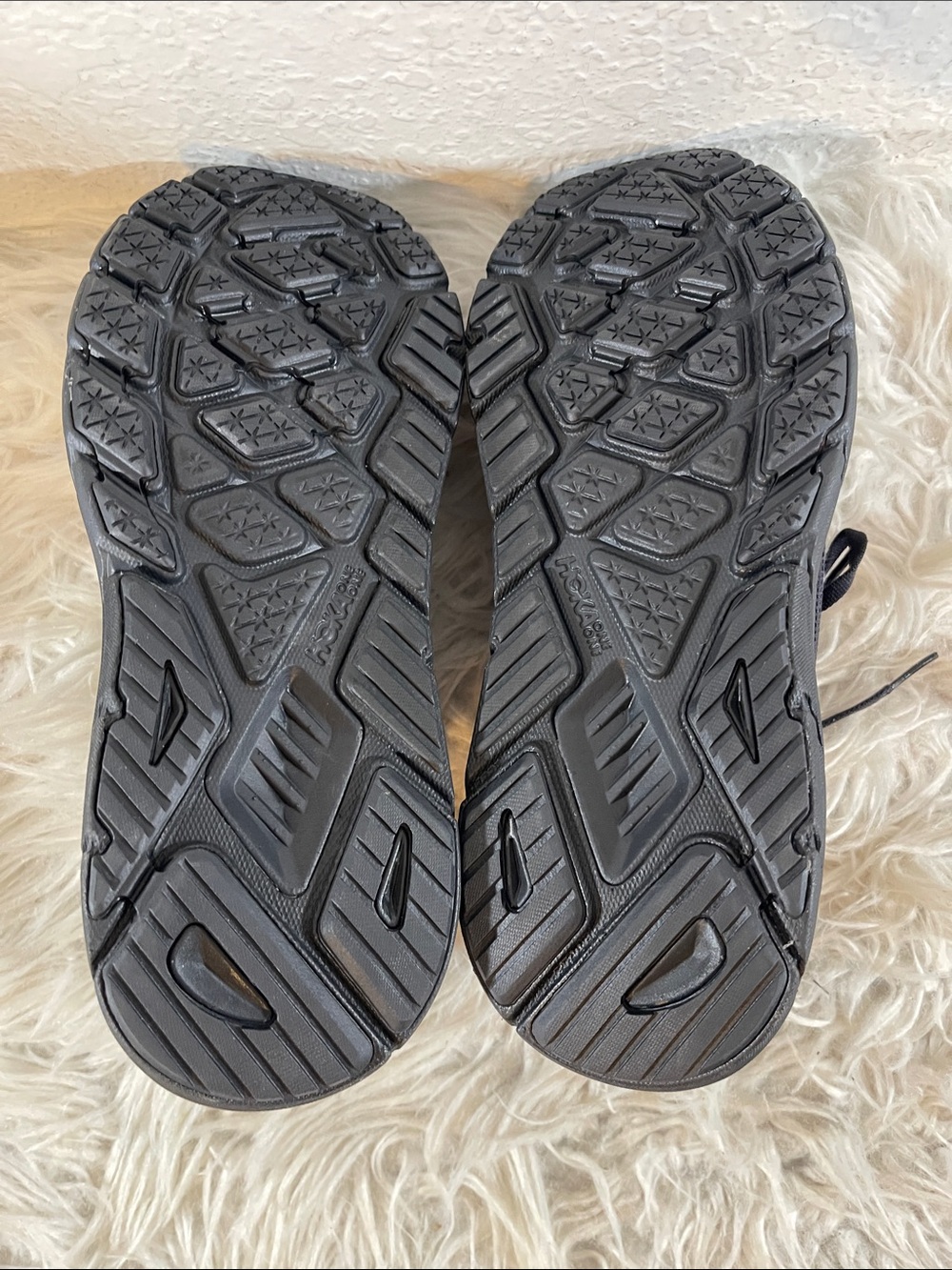 HOKA ONE ONE Arahi 7 'Triple Black' Size 8 Performance Sneakers NEW - Picture 11 of 14